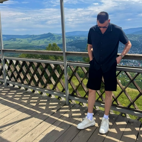 Вячеслав Тар